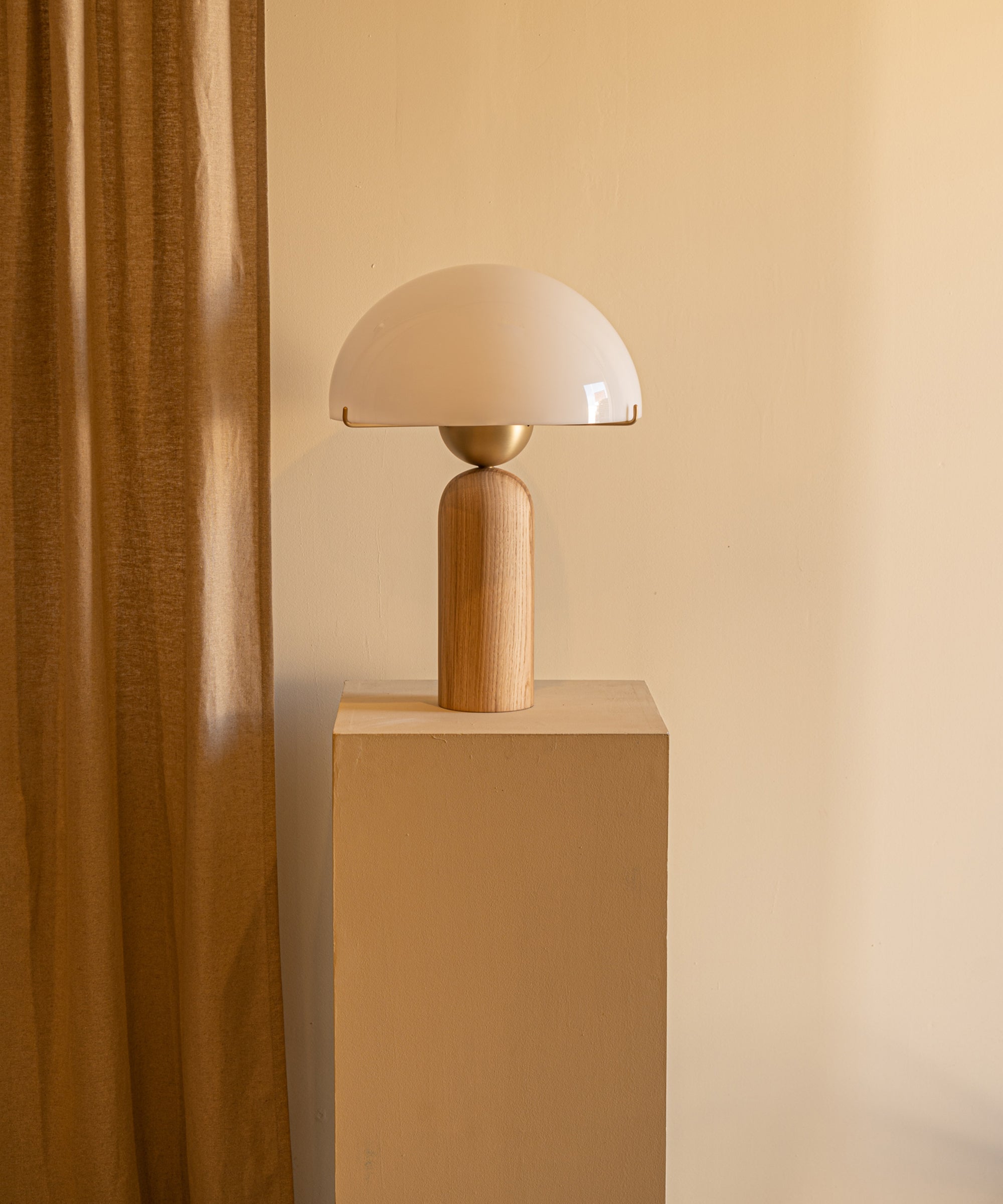 Peono Table Lamp - Image 23